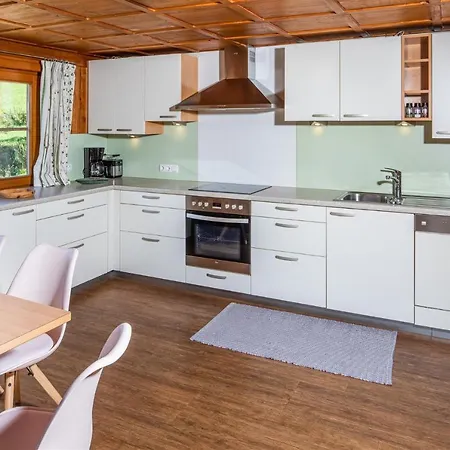 Haus Oschtna アパート Sankt Veit in Defereggen
